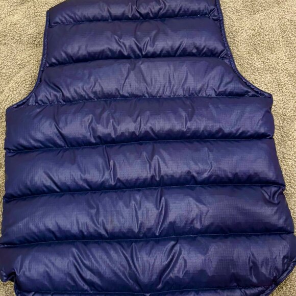 J.Crew Women's puffy Navy down Vest size small like new - Picture 2 of 3